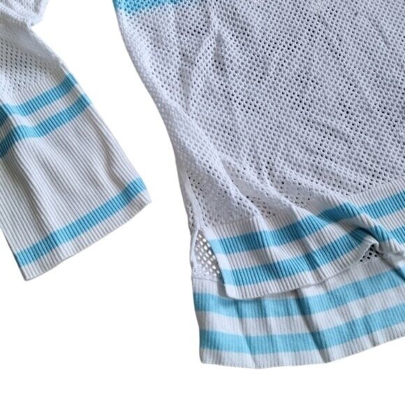 Torrid Striped Mesh Sweater Top White/Gray/Blue Womens Size 4 - Picture 4 of 5